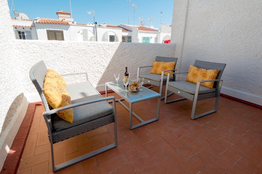 Bajo Del Sol Apartment Torrevieja Exterior photo